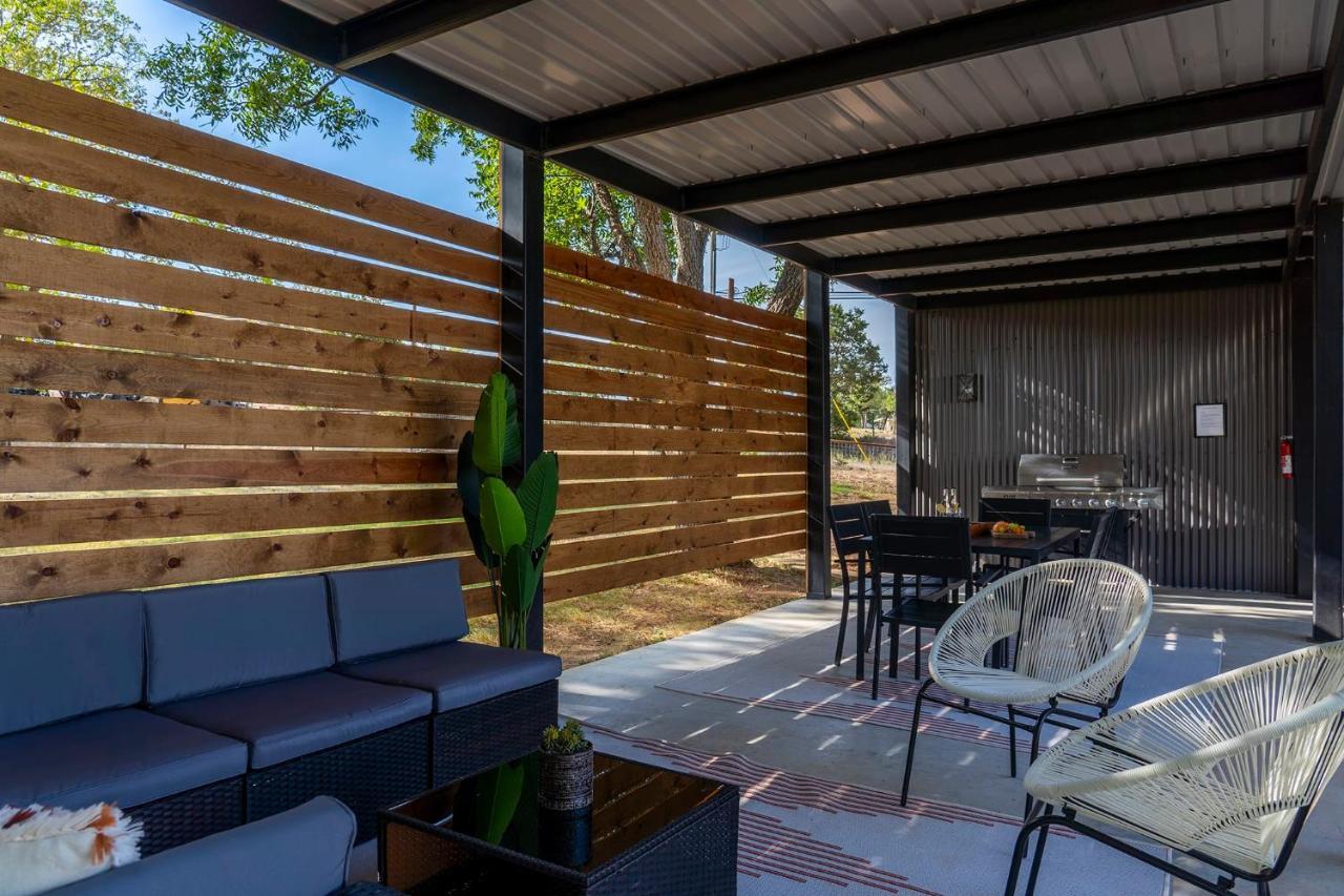 Container Haus Pet Friendly With Cowboy Pool Villa Fredericksburg Eksteriør bilde