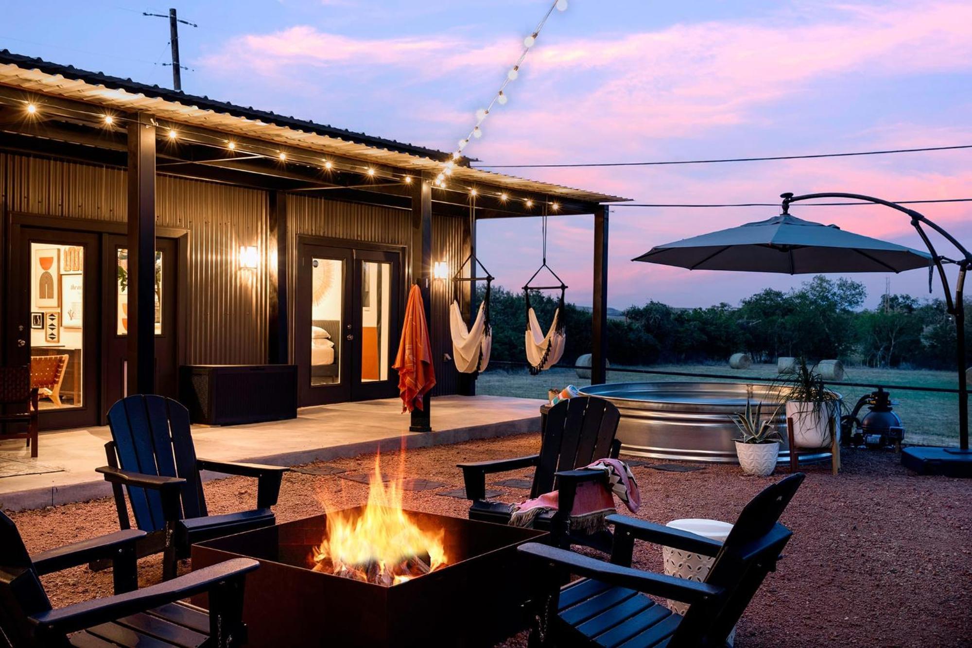 Container Haus Pet Friendly With Cowboy Pool Villa Fredericksburg Eksteriør bilde